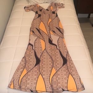 Long maxi dress- Beige yellow & Black. Size S